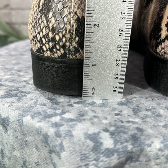 Time and Tru Black & Blush Faux Snakeskin Ankle Fashion Booties Women’s 8W✨EUC✨ - Picture 8 of 12